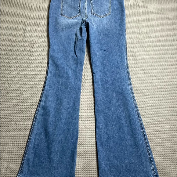 Spanx Flare Jeans Large Womens High Rise Vintage Indigo Wash Stretch Slimming - Picture 8 of 8